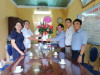 Huyện ủy, HĐND, UBND, UBMTTQVN huyện và Phòng Giáo dục huyện thăm, tặng quà nhân kỷ niệm 40 năm Ngày Nhà giáo Việt Nam (20/11/21982-20/11/2022)